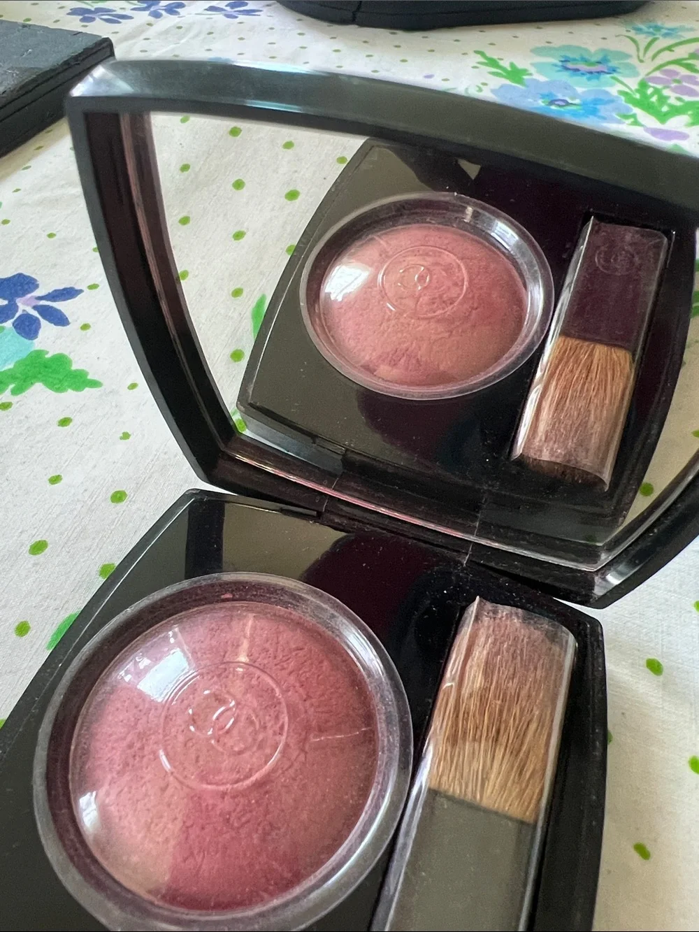 Chanel Blush Joues Contraste Fantasia